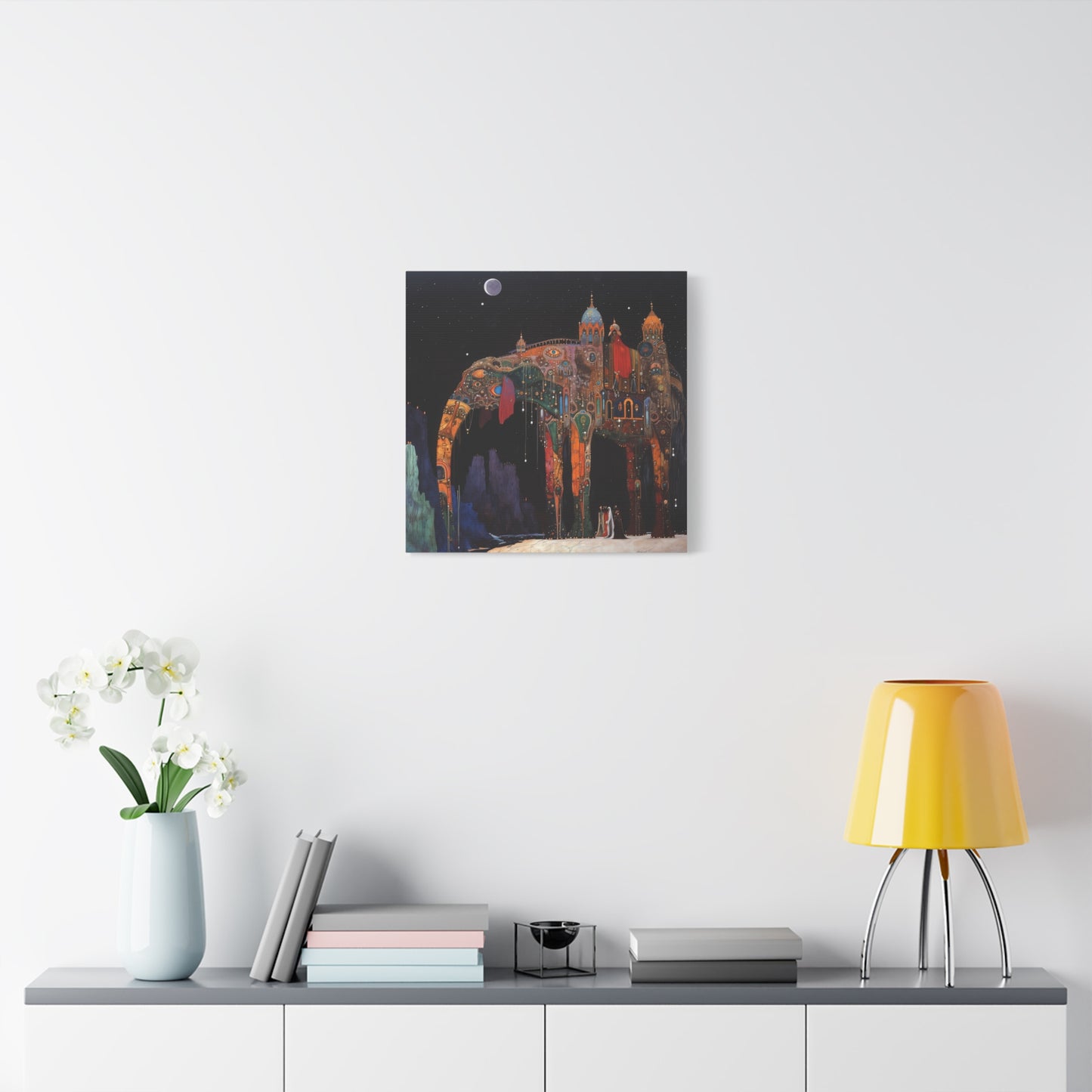 Night's Majesty Canvas Print