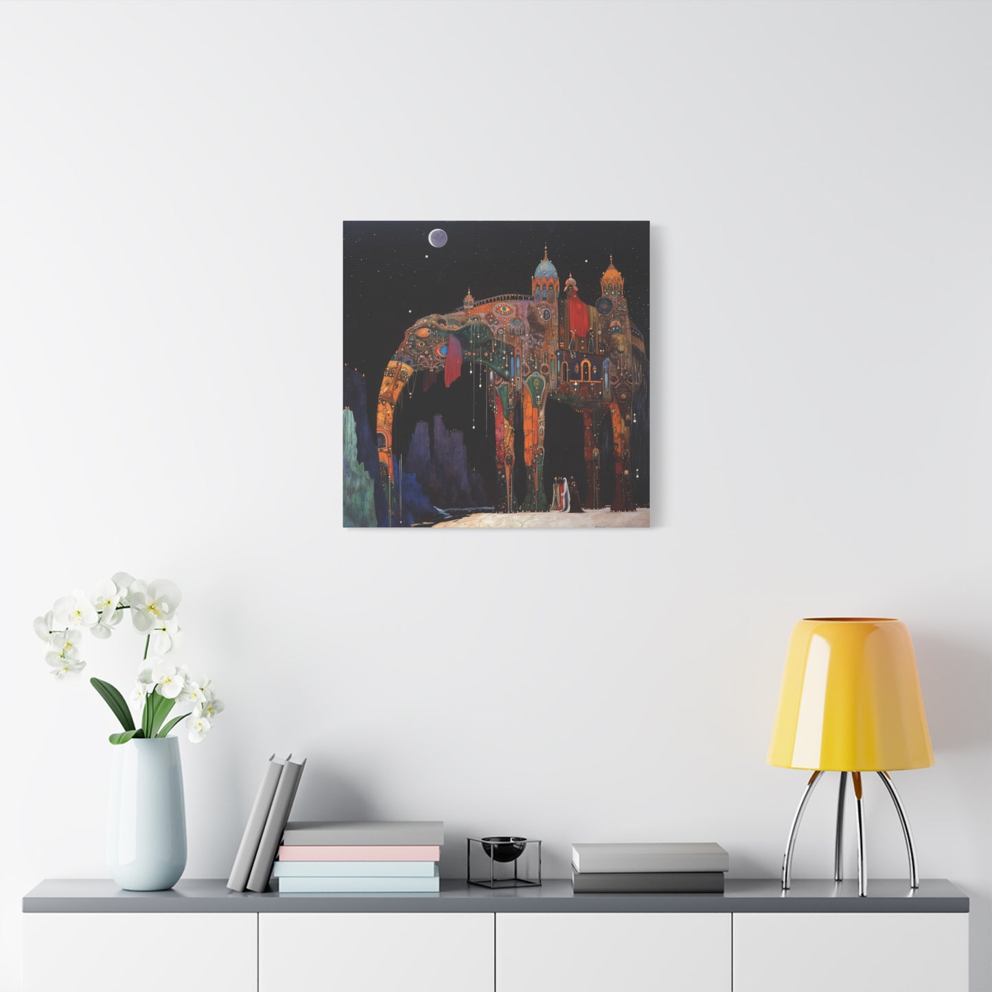 Night's Majesty Canvas Print